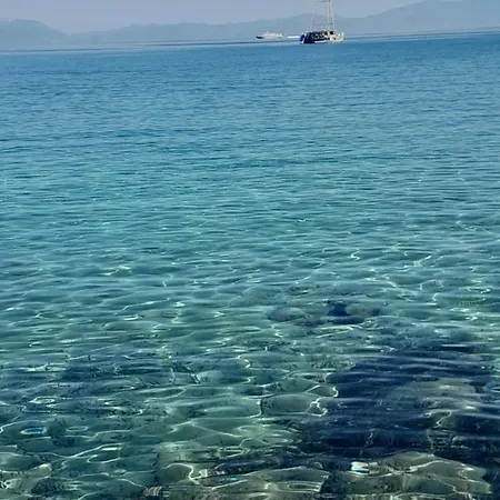 Quattro Lune Bed and Breakfast 3*